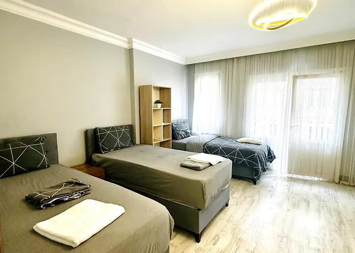 Ekinci מלון דירות 3*