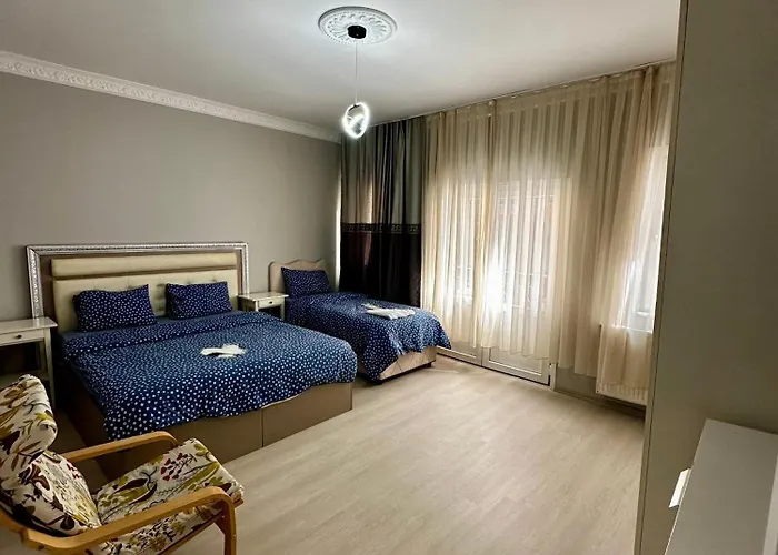 Ekinci מלון דירות 3*